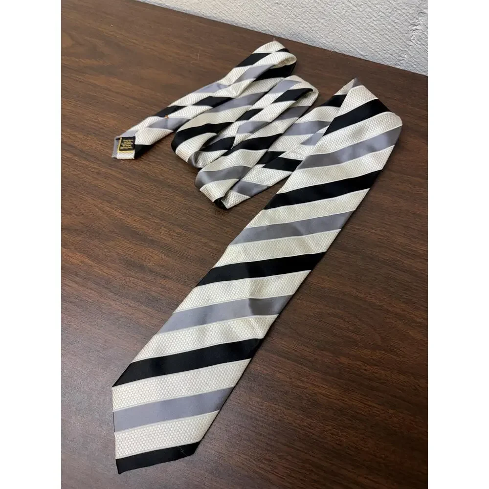 Vintage Donald Trump Tie Signature Collection 59”